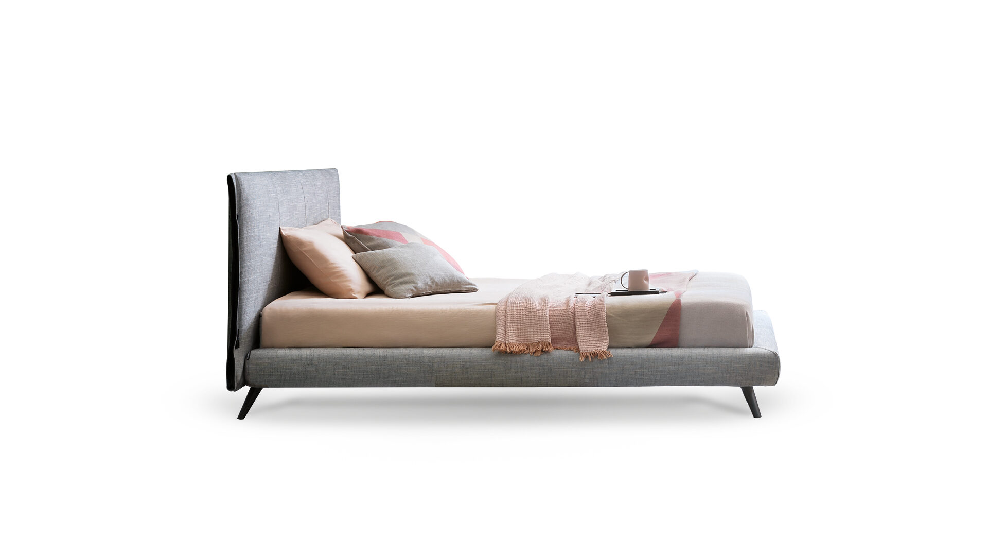 cuff-single-bed-bonaldo