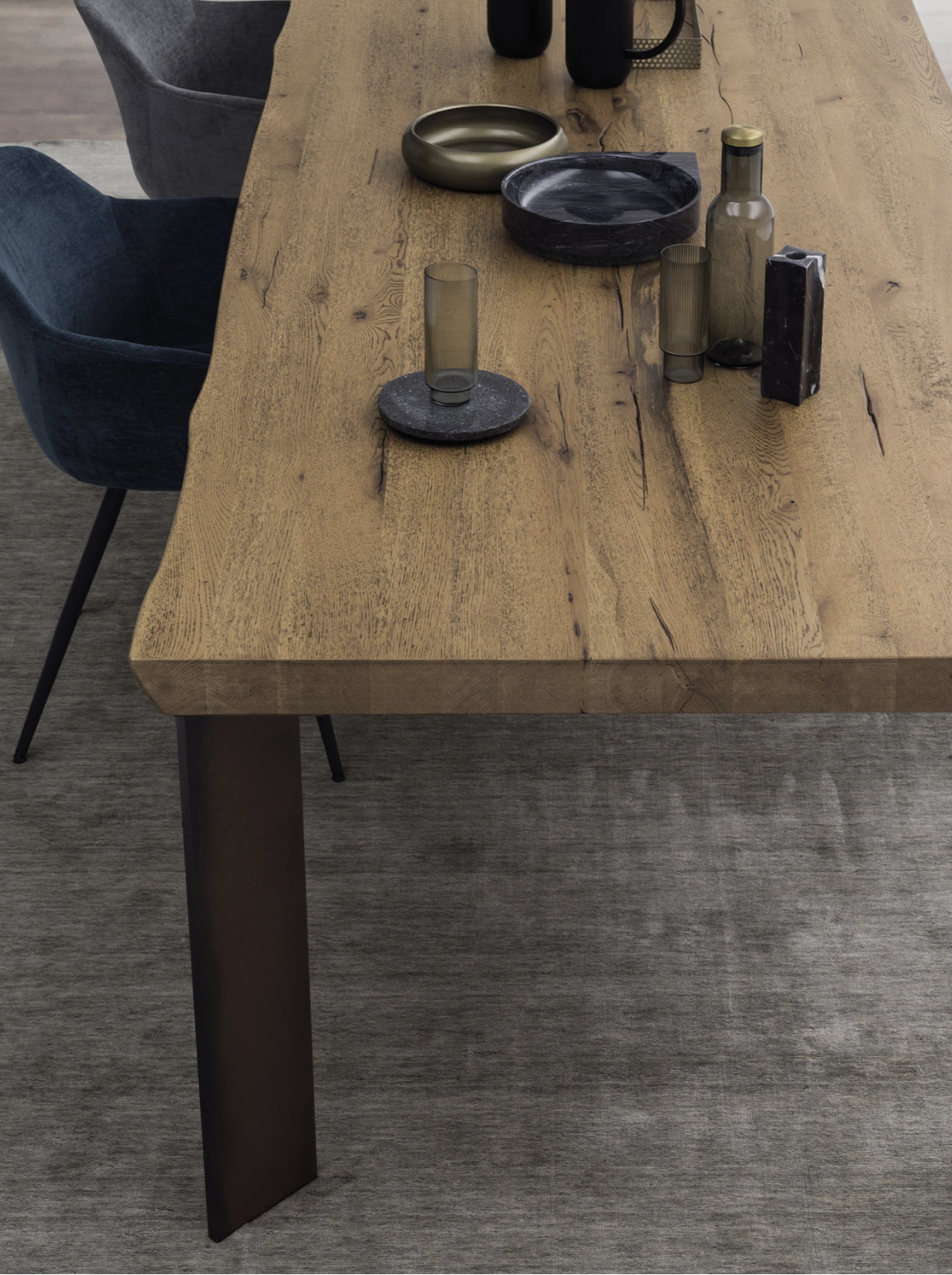 jidelni-stul-master-s-drevenou-deskou-10
