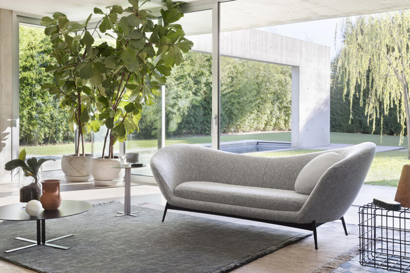 Oltremare Sofa - Saba